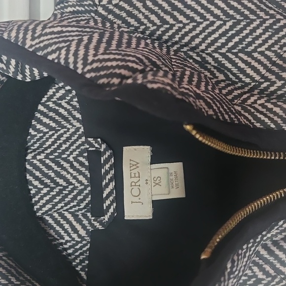 J. Crew Herringbone Puffer Vest Size XS - Picture 4 of 12